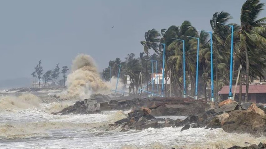 বঙ্গোপসাগরে লঘুচাপের আভাস, ঘনীভূত হওয়ার সম্ভাবনা